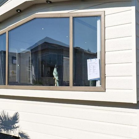 Camping Zavelbos Superior Chalet Maaseik Dış mekan fotoğraf