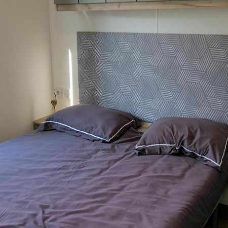 Camping Zavelbos Superior Chalet Maaseik Dış mekan fotoğraf